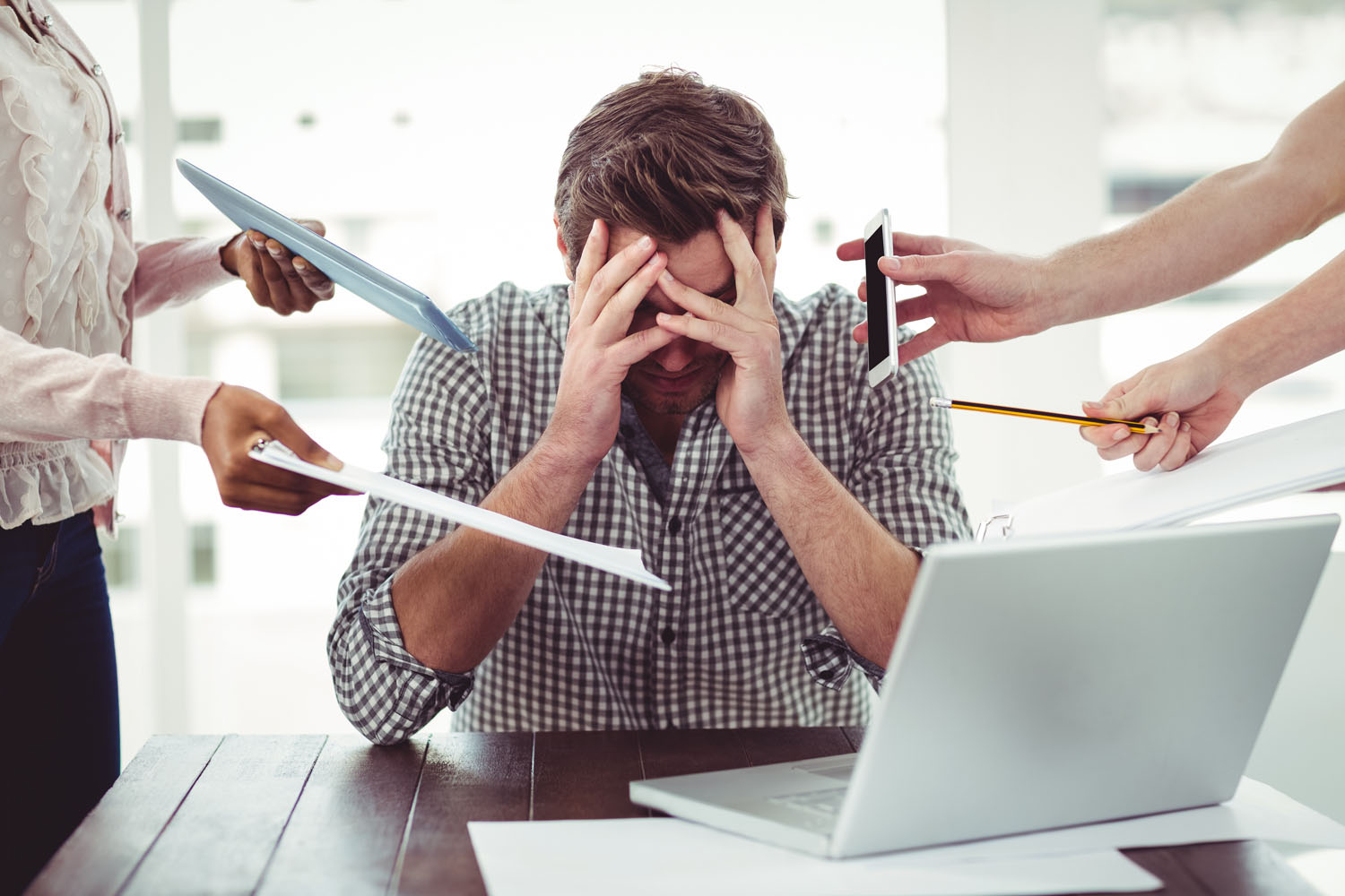 Mit Vitaminen und Co.: Stress natürlich in den Griff bekommen